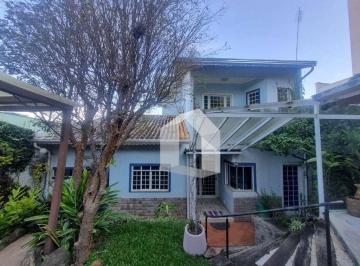 ca859e49d231732fc2cfb2e42adbbb6b3d214969 · Casa com 3 dormitórios à venda, 160 m² por R$ 800.000,00 - Santa Ângela - Poços de Caldas/MG