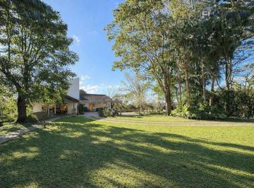 52ab75d4861ffcfc8ec2f49cd86f4d34f424c2d7 · Casa com 3 dormitórios à venda, 450 m² por R$ 2.500.000,00 - Chácara dos Junqueiras - Carapicuíba/SP