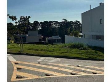 43a44a86fe05bbde050ee0bfa9945ad3b30ab785 · Terreno à venda, 568 m² por R$ 1.100.000,00 - Granja Viana - Vintage - Embu das Artes/SP