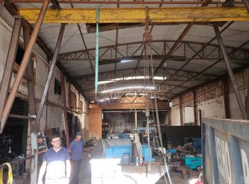 Comercial · 960m² · 4 Vagas · Ministritrito Solo Sagrado -Galpão com 802,08 m², terreno de 960 m² - Disponível para ocupação rápid