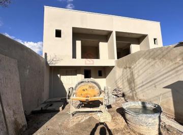Casa · 107m² · 3 Quartos · 1 Vaga · Sobrados  à venda em Curitiba-PR, Orleans: 3 quartos, em construção entrega set /26