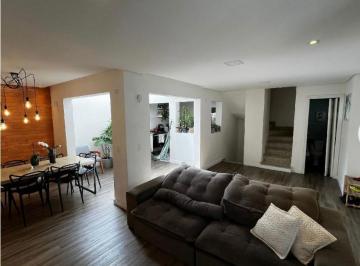 img0 · Casa no condomínio Copacabana para venda com 3 quartos, sendo 3 suítes, 242m²