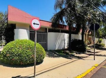 img0 · Casa para venda em Jardim Macedo com 3 quartos, sendo 1 suíte, 223m²