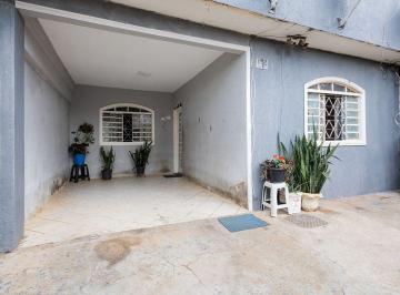 Casa de 3 quartos, Riacho Fundo · Excelente investimento- Renda garantida - Casa térrea 3 quartos + 3 aptos prontos para alugar!