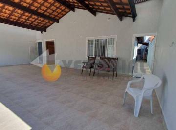 Casa de 6 quartos, Caraguatatuba · Casa térrea próximo à praia à venda com 6 dormitórios no Indaiá em Caraguatatuba SP