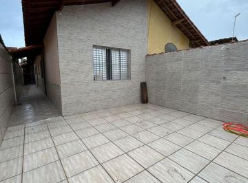 Casa de 2 quartos, Mongaguá · Casa na Praia de Mongaguá 2 dormitórios e 2 vagas de garagem. Poucos minutos da Praia