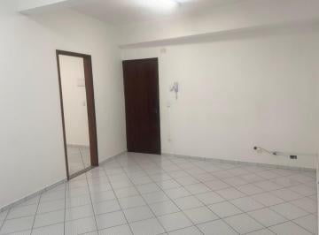 Comercial · 43m² · Sala comercial na Avenida Paula Ferreira, N. 1707 - sala 6 • 43 m²