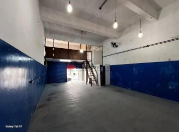 Casa · 657m² · 4 Quartos · 10 Vagas · Sobrado em Santa Terezinha