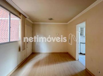 Sala · Apartamento de 3 quartos à venda no Castelo!