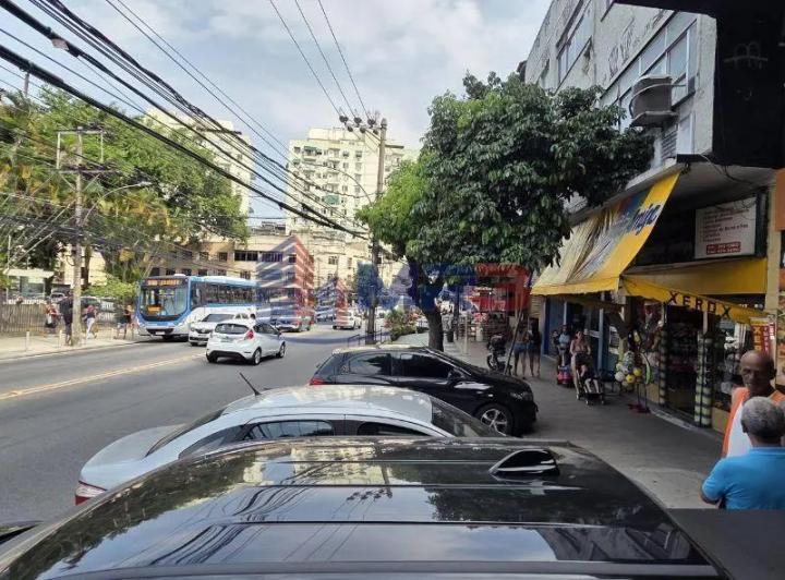 Foto do imóvel - Excelente oportunidade para empresas! Imóvel comercial amplo, antigo cartório, já com estrutura.