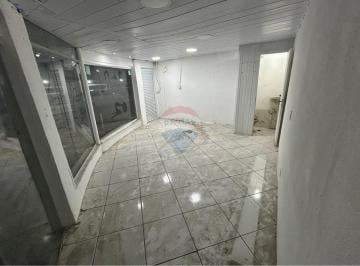 Comercial · 18m² · Ponto Comercial Estratégico no RJ, Ótimo Preço!