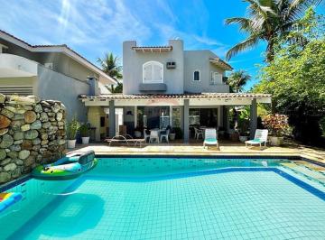 Casa · 410m² · 4 Quartos · 4 Vagas · Casa à venda no Condomínio Jardim Acapulco – Guarujá SP