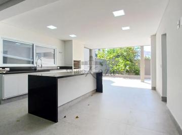 Casa · 490m² · 3 Quartos · 3 Vagas · Casa Sobrado em São Paulo