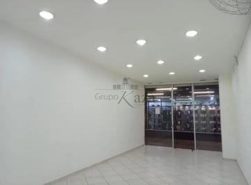 Comercial · 35m² · 1 Vaga · Oportunidade - Loja Comercial - Centro - 35m².