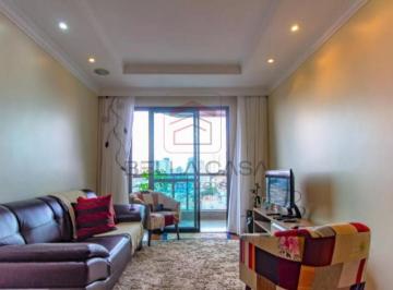 Apartamento · 117m² · 3 Quartos · 2 Vagas · Apto reformado metragem grande proximo a Rua do Orfanato