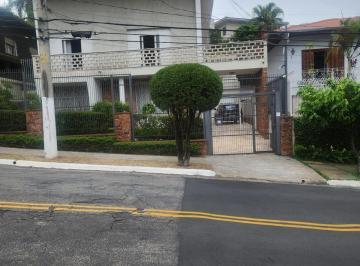 img0 · Casa para venda em Pacaembu com 5 quartos , 220m²