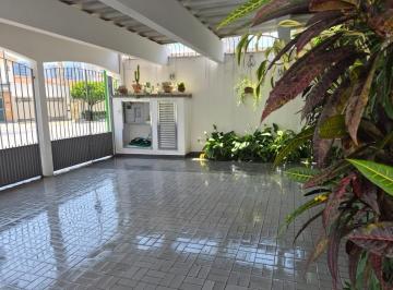 img0 · Casa para venda em Vila Cordeiro com 3 quartos, sendo 1 suíte , 200m²