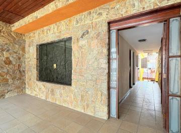 img0 · Casa para venda em Parque Panamericano com 2 quartos , 80m²