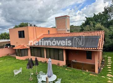 c8ff87f5-4ae8-4938-8970-4c3e2a19999f.webp · Condomínio Ouro Vermelho |Jardim Botânico| 5 quartos| 5 Suítes | Piscina | Quintal