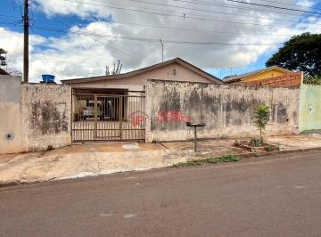 Casa · 174m² · 3 Quartos · 3 Vagas · Casa de Alvenaria em Rolândia