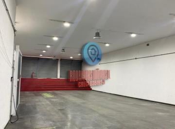 Comercial · 500m² · Vende-se ou Aluga-se Loja e Sobre loja / Prédio todo em frente a estação de F...