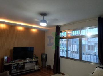 8ff2b1437a12df0575d9ceb452a70d2f08fc9c68 · Casa ampla com excelente localização — ideal para moradia ou investimento comercial!
