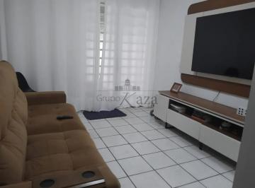 Casa · 206m² · 3 Quartos · 5 Vagas · Oportunidade - Casa em Condomínio - Jardim Califórnia - Condomínio Bosque dos Ipês - 3 Dormitórios -