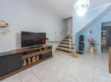 Casa · 140m² · 2 Quartos · 2 Vagas · Sobrado em Vila Scarpelli