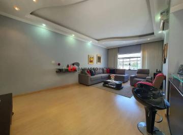 Casa · 2857m² · 4 Quartos · 2 Vagas · Sobrado em Cerâmica