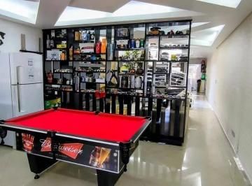Casa · 347m² · 3 Quartos · 4 Vagas · Sobrado em Campestre