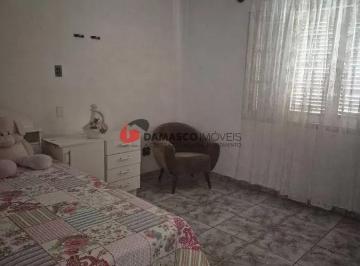 Casa · 12m² · 1 Quarto · 2 Vagas · Casa em Santa Maria