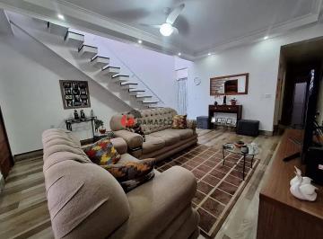 Casa · 143m² · 3 Quartos · 2 Vagas · Casa em Olímpico
