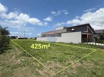 Terreno · 425m² · Terreno à Venda no Condomínio Alphaville – Cabo Frio