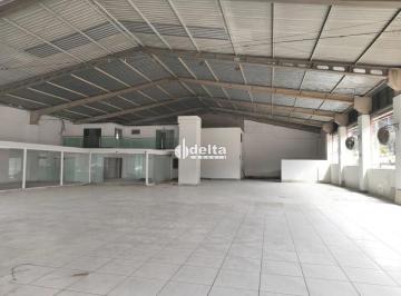 Comercial · 1211m² · 5 Vagas · Galpão tipo loja diferenciado com frente recuada, 5 vgs, vão livre de aprox. 1000m², opção para vári