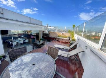Apartamento de 3 quartos, São Paulo · Vendo apartamento cobertura condomínio Allegra -Estuda permuta apto de menor valor.