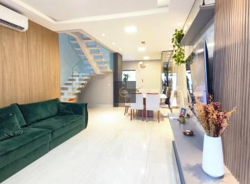 Casa · 200m² · 3 Quartos · 3 Vagas · Sobrado Geminado no Saguaçu com 200m² | 3 Quartos | Suíte Master com Hidro | 3 Vagas | Espaço para P