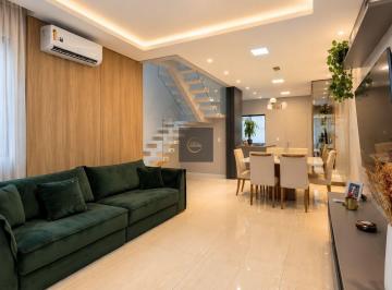 Casa · 200m² · 3 Quartos · 3 Vagas · Sobrado Geminado no Saguaçu com mais de 200 m² | 3 Quartos | Suíte Master com Closet e Hidromassagem
