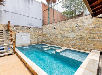 beaa176a-dcc5-4263-8a5c-7d126b38c570 · Sobrado para venda em Jardim Marajoara com 4 quartos, sendo 4 suítes, 276m²