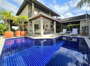 Foto 01 · Casa em Vilas do Atlântico, com 4 quartos, piscina privada, 2 vagas de garagem e 380m² de área.