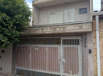 Casa de 3 quartos, Americana · Sobrado à venda no Parque Residencial Jaguari, Americana/SP.