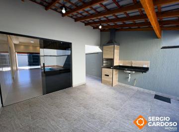 Se você busca conforto, modernidade e localização privilegiada no litoral, essa · CASA NOVA COM PISCINA A 100M DO MAR! 3 QUARTOS NO JD REGINA - ITANHAEM/SP