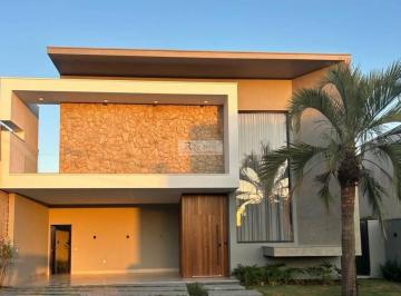 Casa · 4 Quartos · 4 Vagas · Sobrado com 04 suítes, 04 vagas de garagem, ampla sala de estar, espaço gourmet, piscina, no condomi