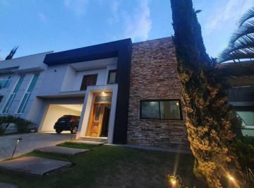 Casa · 360m² · 4 Quartos · Casa em Condomínio de Luxo na Cidade de Indaiatuba-SP, 4 quartos, 4 suítes, 5 banheiros, 4 vagas, 28
