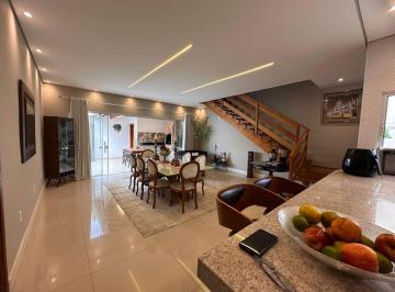 Casa · 4 Quartos · 4 Vagas · Imponente casa em condomínio à venda em Indaiatuba-SP, Jardim Portal dos Ipês  4 suítes, 228m², 4 va