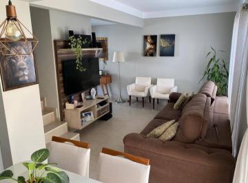 Casa · 140m² · 3 Quartos · 2 Vagas · Casa em condomínio - 3 quartos, suíte, ar-condicionado e área gourmet