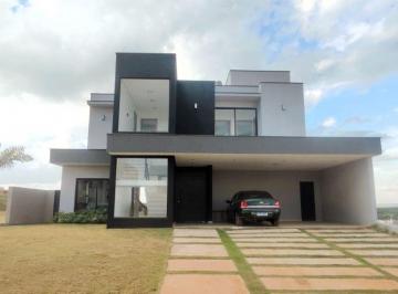 Casa de 3 quartos, Paranapanema · Sobrado com ampla sacada tendo vista a represa, em condomínio fechado a venda!