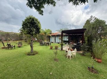 Foto 01 · Casa à Venda em Condomínio Fechado na Chapada dos Guimarães ? 3 Quartos, Suíte e Lazer Privativo
