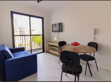 Apartamento · 27m² · 1 Quarto · Studio mobiliado em Perdizes | 27m² reformado com 1 quarto separado e varanda.