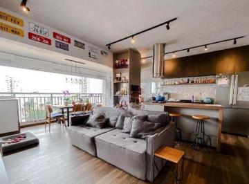 Living · Seu Novo Lar: 85m², 2 Quartos, 2 Vagas – Varanda e Lazer Completo