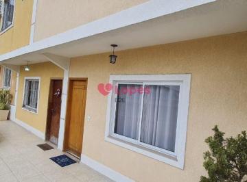 Casa · 85m² · 2 Quartos · 1 Vaga · Casa de vila com 2 quartos e 2 suites perto de todo comercio.